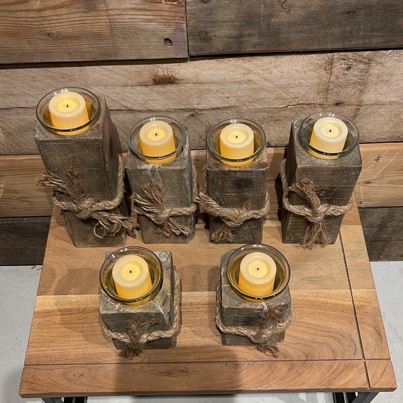 Candle Holders with Light Up Candles - Picture 4 of 7